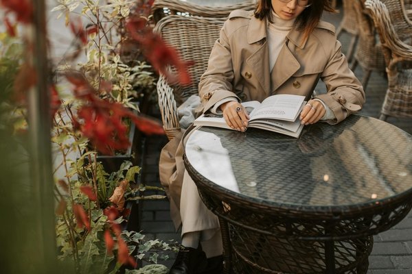 Stress-free taxi services from lyon airport: book anytime